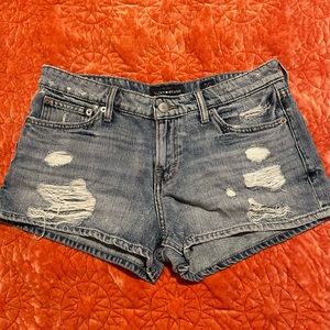 Lucky Brand - Size 6 Shorts (Women’s)